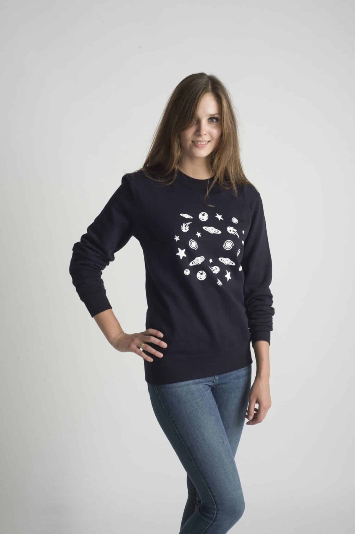 _gvf7283 Sweater Galaxy of Dreams