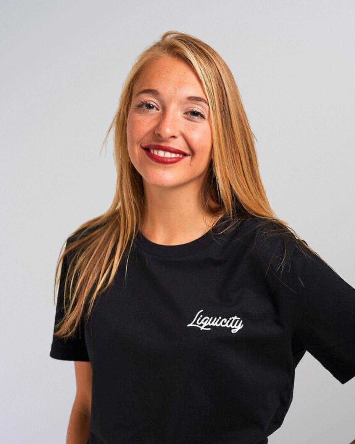 T-Shirt Embroidered Text
