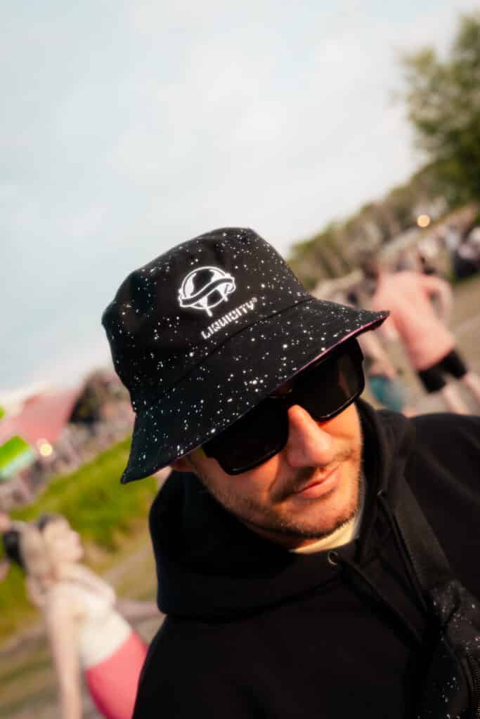 Bucket Hat Galaxy